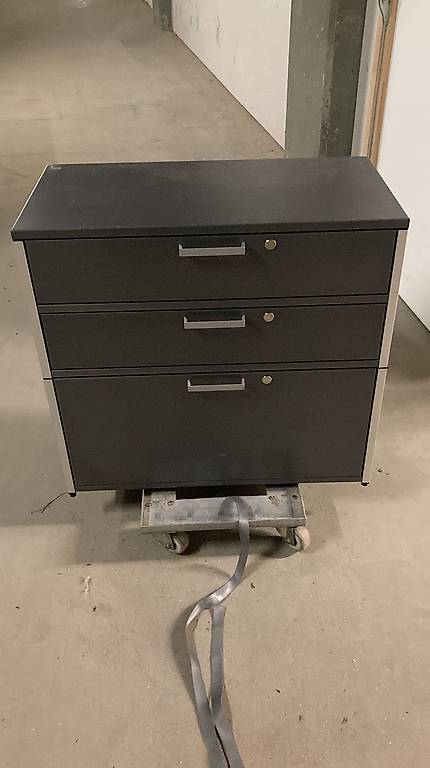 Embru Büromöbel Metall