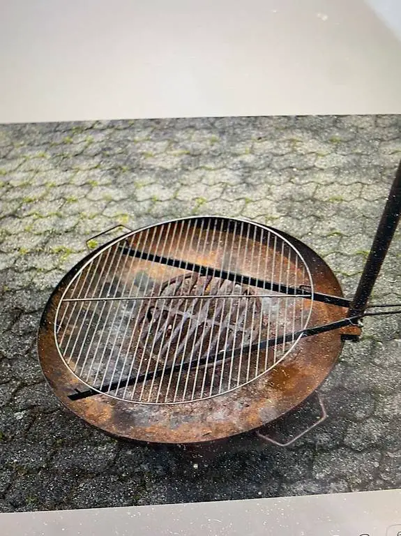 Feuerschale mit Grillrost