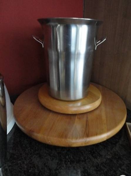  Küchenhilfen, diverse