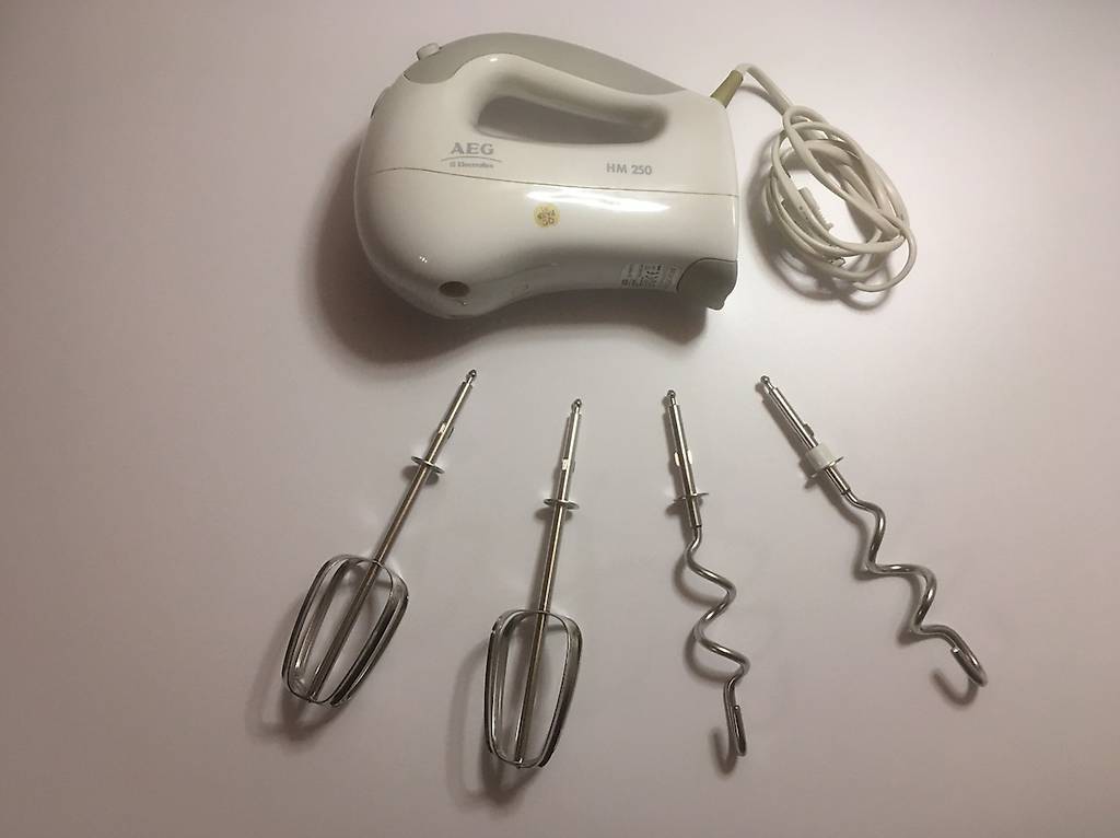 Handmixer Rührmaschine Mixer AEG HM 250