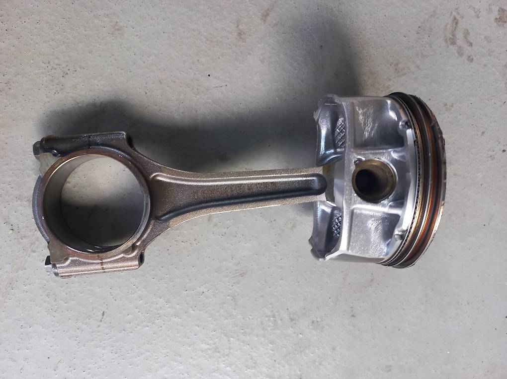 1x DEKO HEMI - Kolben und Pleuel Jeep Cherokee V8, 6,4L SRT