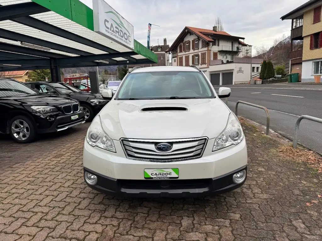 SUBARU Outback 2.0 D Swiss