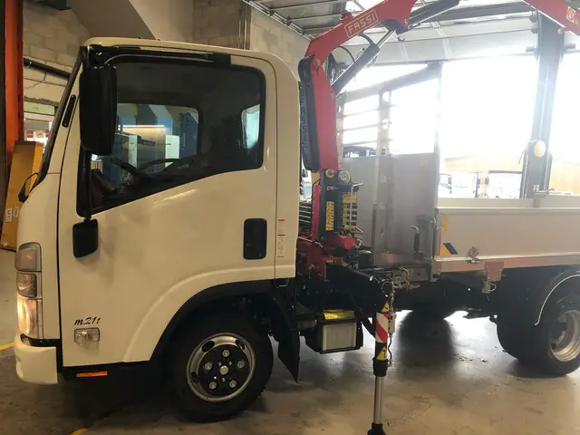 ISUZU, M21 T, 3-Seitenkipper