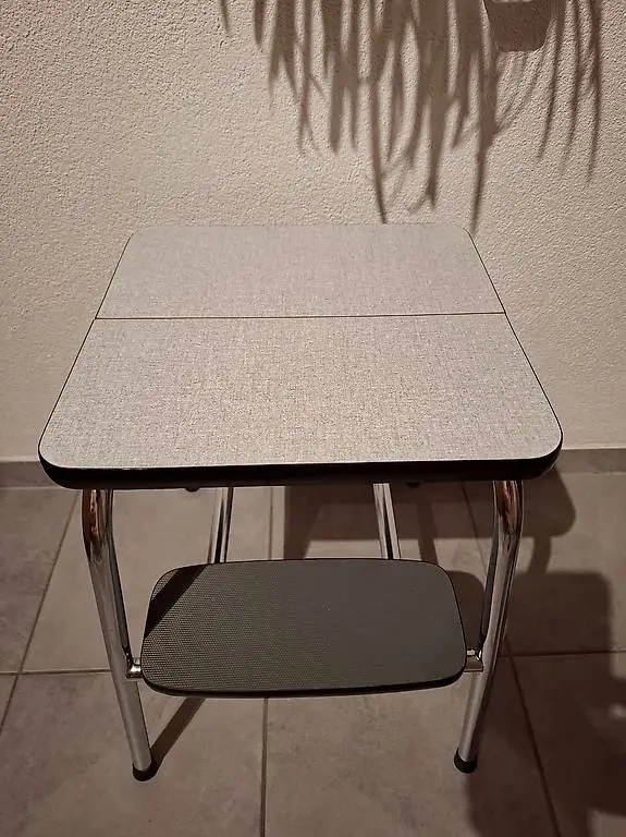 Tritthocker von Kelco