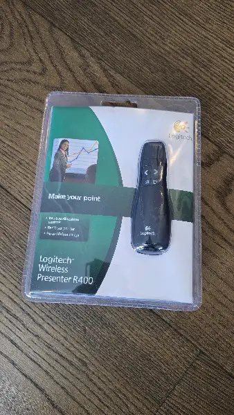 logitech R400 Laser Presentation Remote