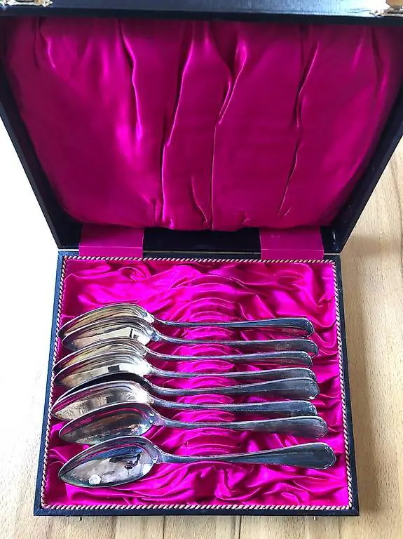 8 Esslöffel Christofle versilbert in Etui ca. 1920 Vintage