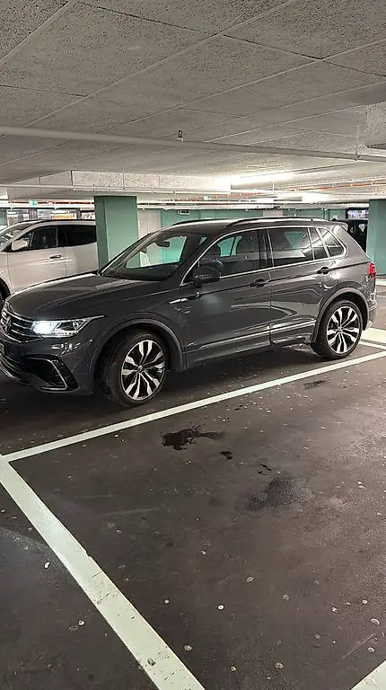 VW Tiguan R Line