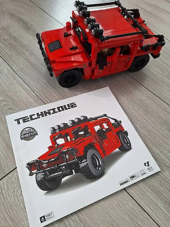 Klemmbausteine Geländewagen Technic