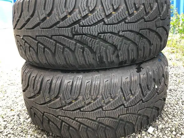 2XWinterpneu Uniroyal 165/60R14