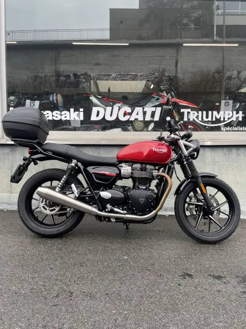 triumph street twin 900