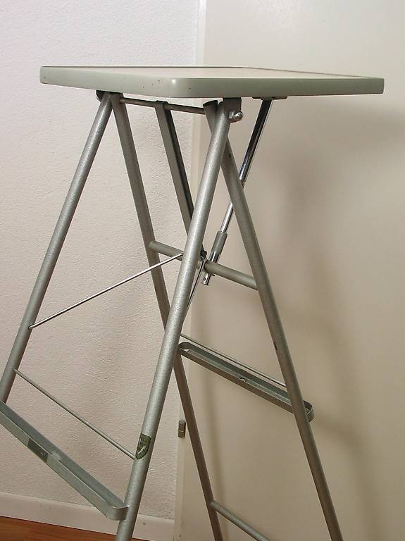 NEGEMA SicoForm Projektortisch + Stehpult Foto Video Film