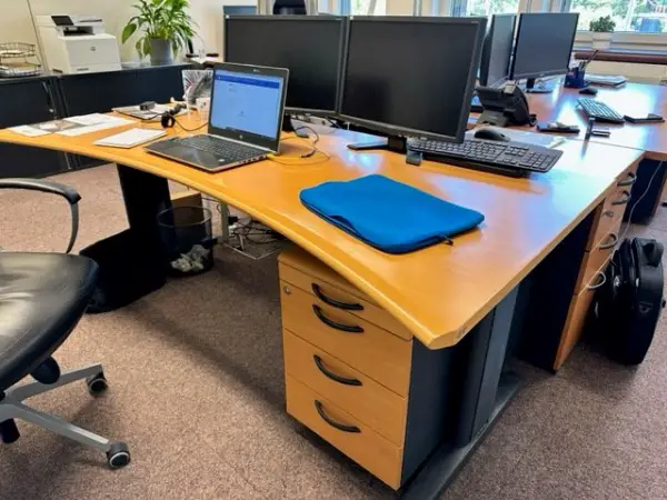 vend mobilier de bureau bon etat