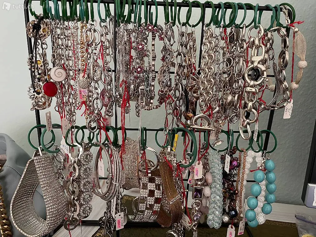 58 Armbänder - Sammlung