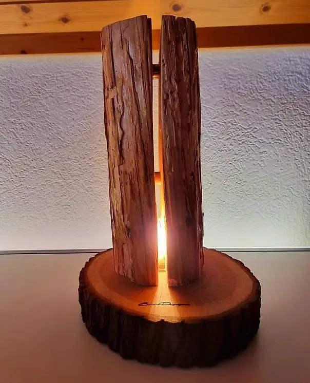 Wunderschöne einzigartige Holz LED Tischlampe Lampe Unikat
