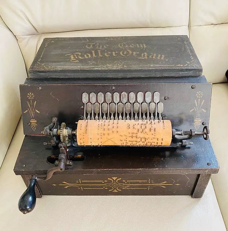 Antike Walzenspieldose
