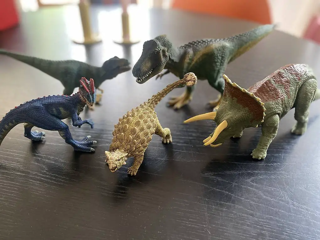 Schleich und Jurassic World Dinos