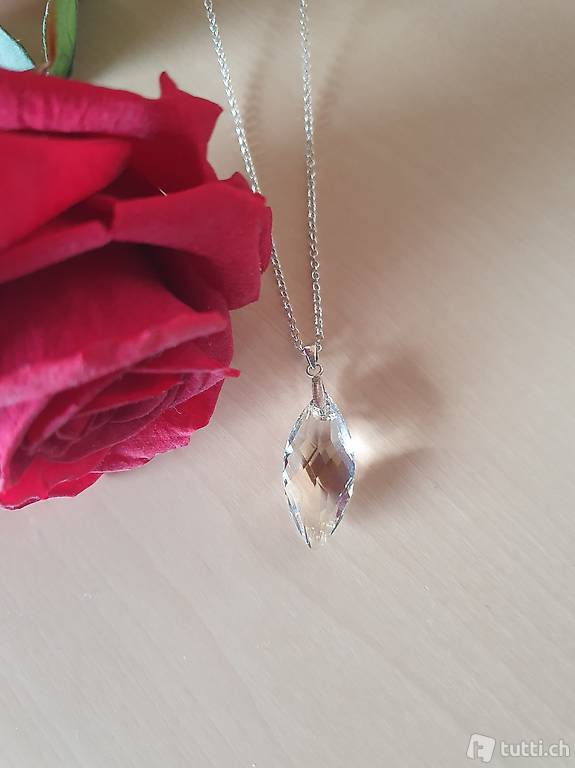 A vendre collier Argent 925 navette Swarovski Crystal Silver