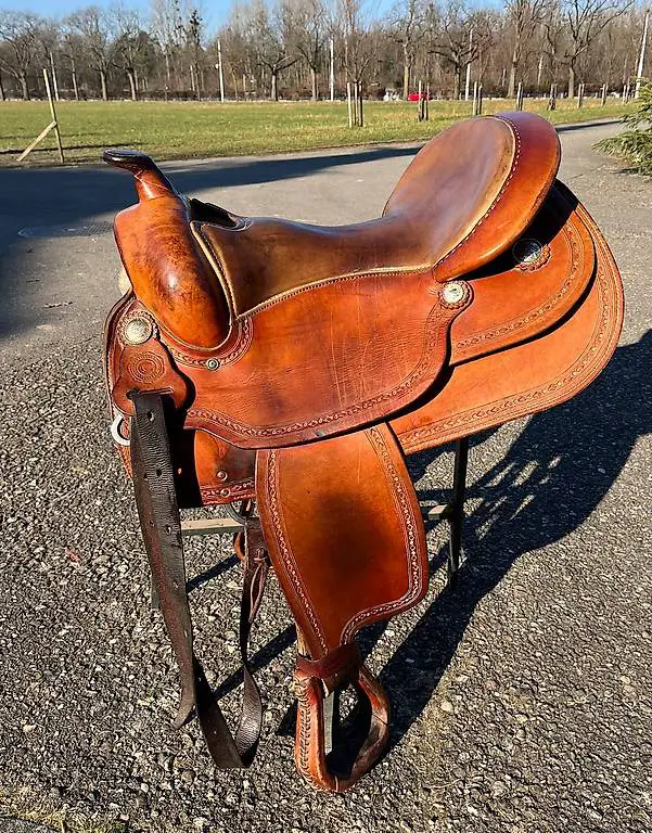 Westernsattel (900.- inklusive Versandtkosten)