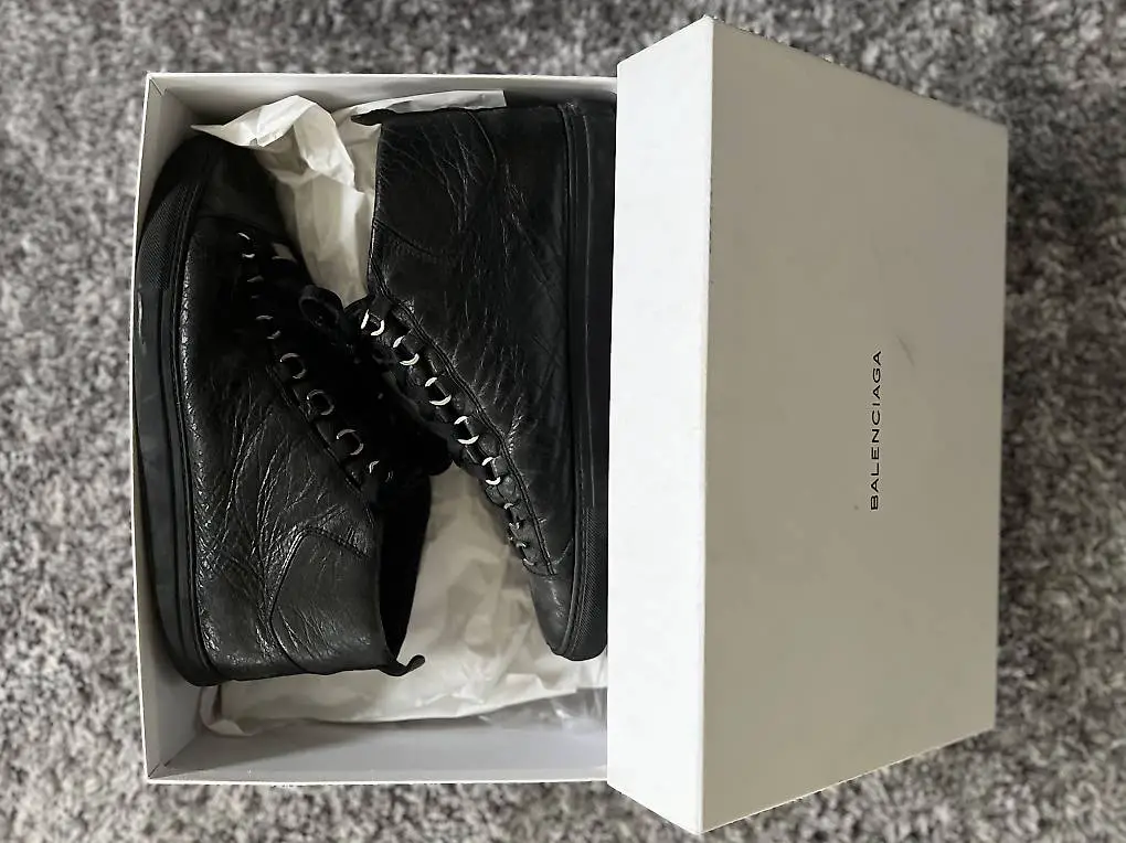 Balenciaga Arena Black