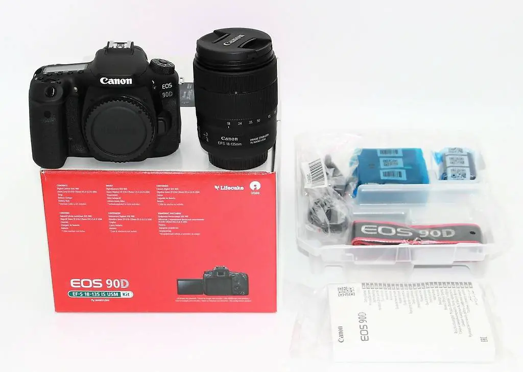 canon 90d con 18-135mm (nuova-garanzia)
