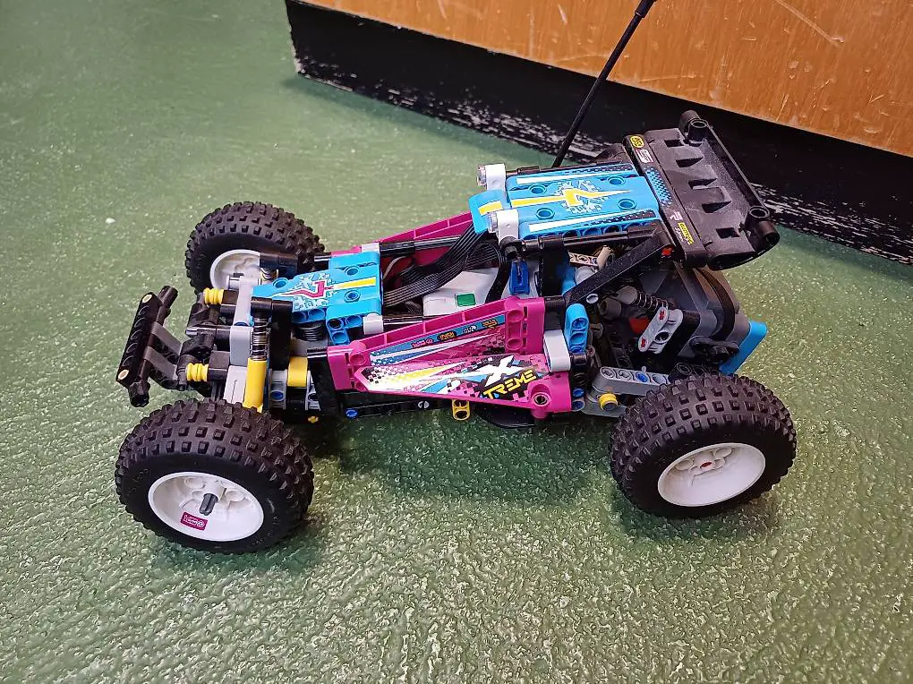 Lego Technic Geländewagen 42124