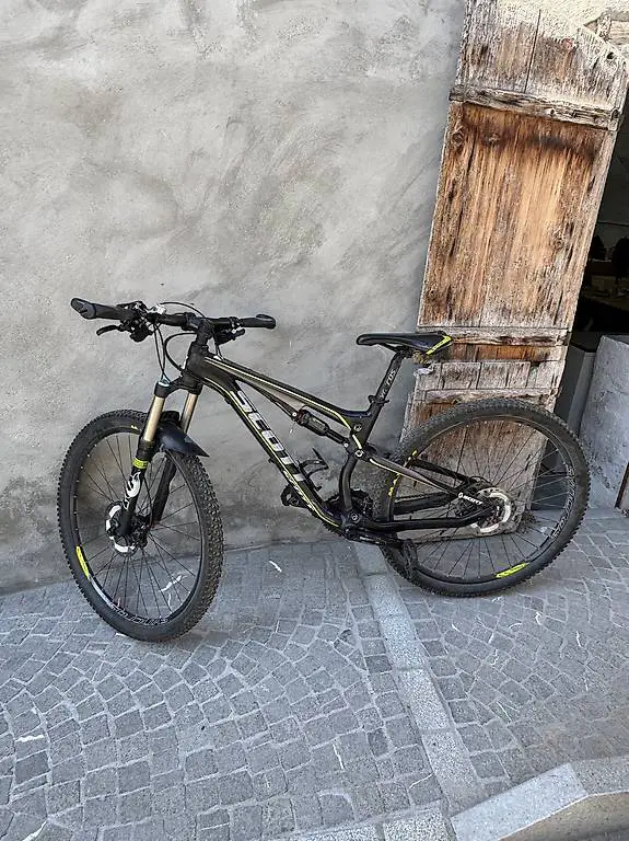 Scott Genius 940 Fully Mountainbike