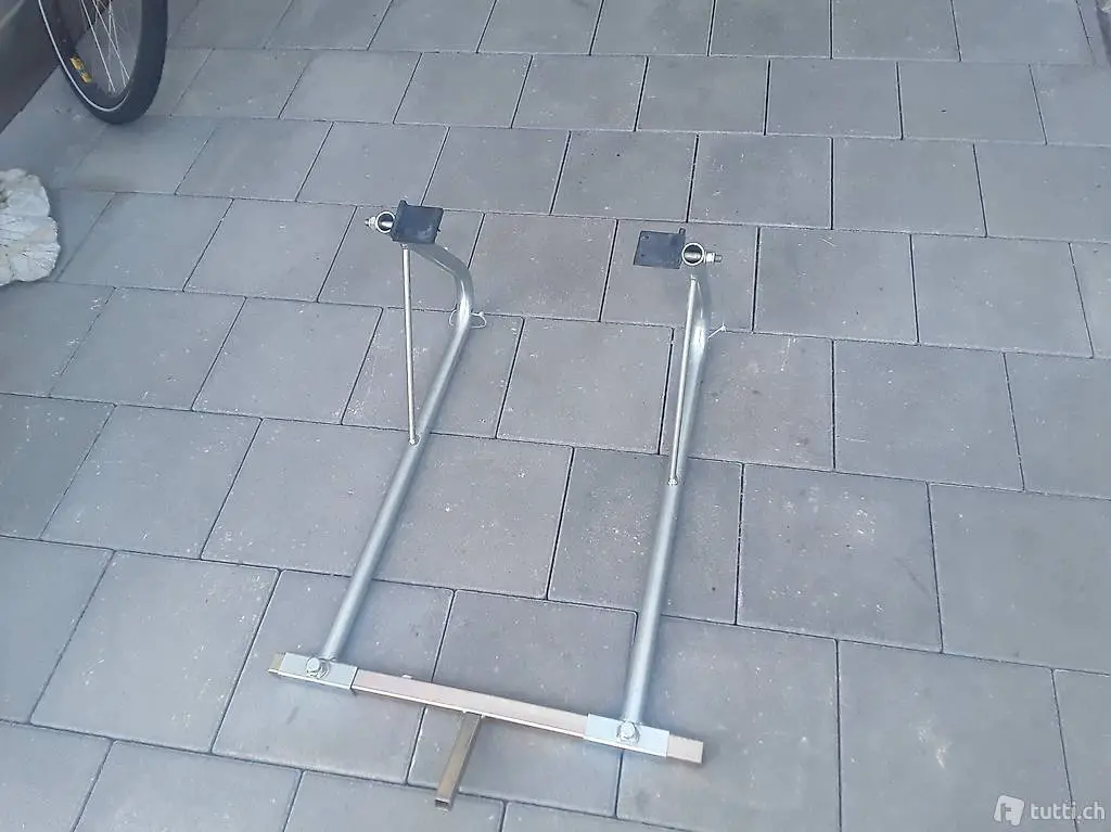 Montageständer hinten