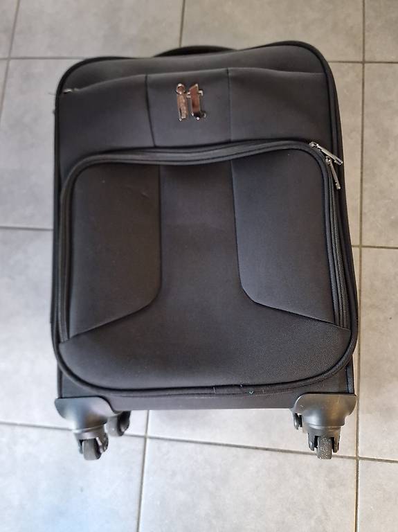 Rollkoffer 50×35×20cm.Räder laufen ein bisschen harzig