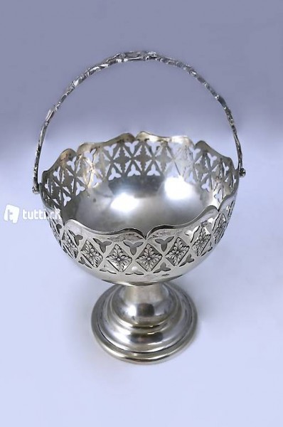  Antike, kleine versilberte Henkelschale