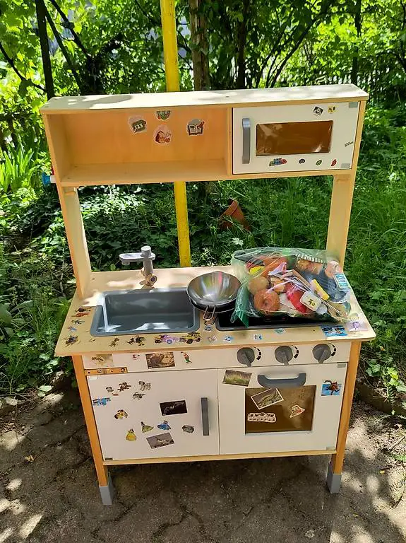 Spielküche mit Zubehör