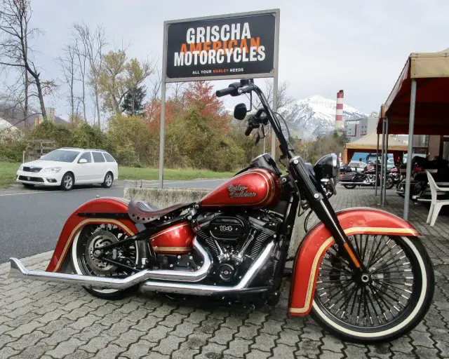 harley-davidson flhcs 1868 softail heritage classic 114