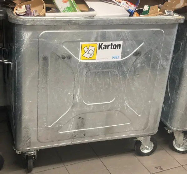 Metallcontainer 800 Liter Occasion