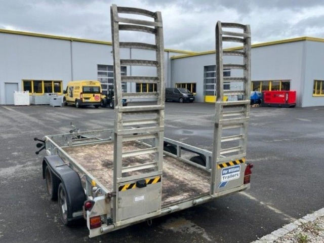 IFOR WILLIAMS, Baumaschinenanhänger