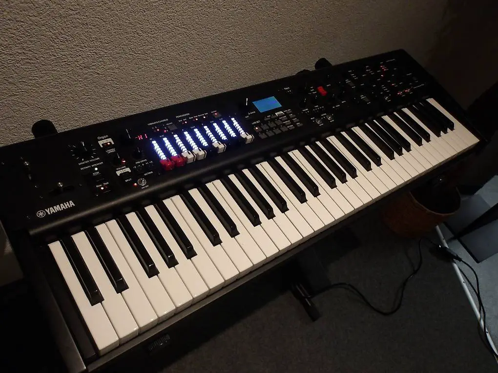 stage keyboard yamaha, yc-61, wenig gebraucht, topzustand