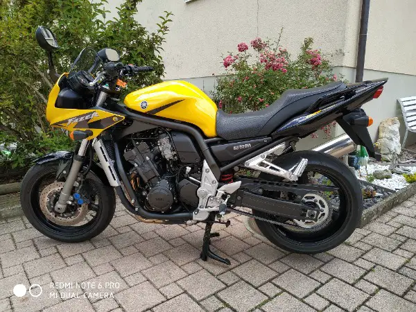 Yamaha FZS 1000 Fazer