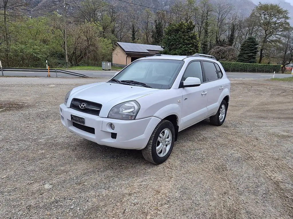 hyundai tucson 2.0 td 4x4 collaudo resco