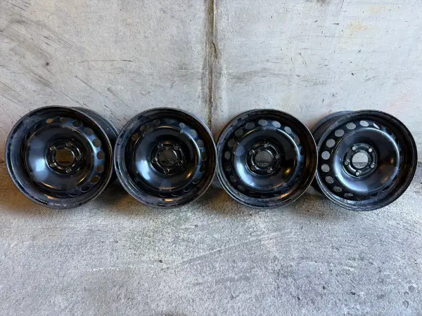 4 Stahlfelgen Renault Megane 3, 6.5x15 ET 43