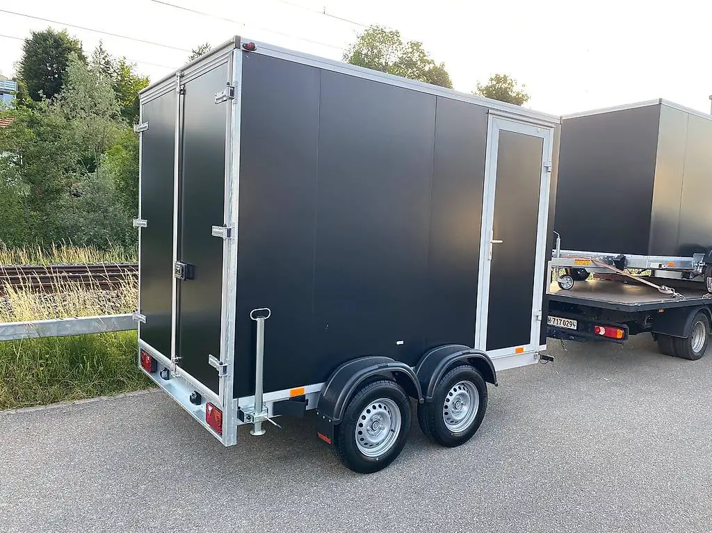 Kofferanhänger Vezeko schwarz 3m Türe Kastenanhänger 2700kg