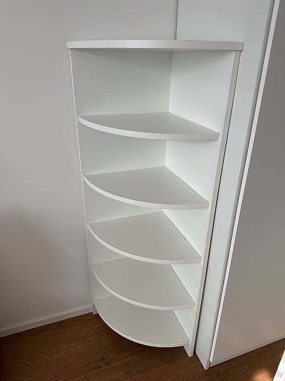 Eckmöbel weiss vom Schreiner (auftragsarbeit)