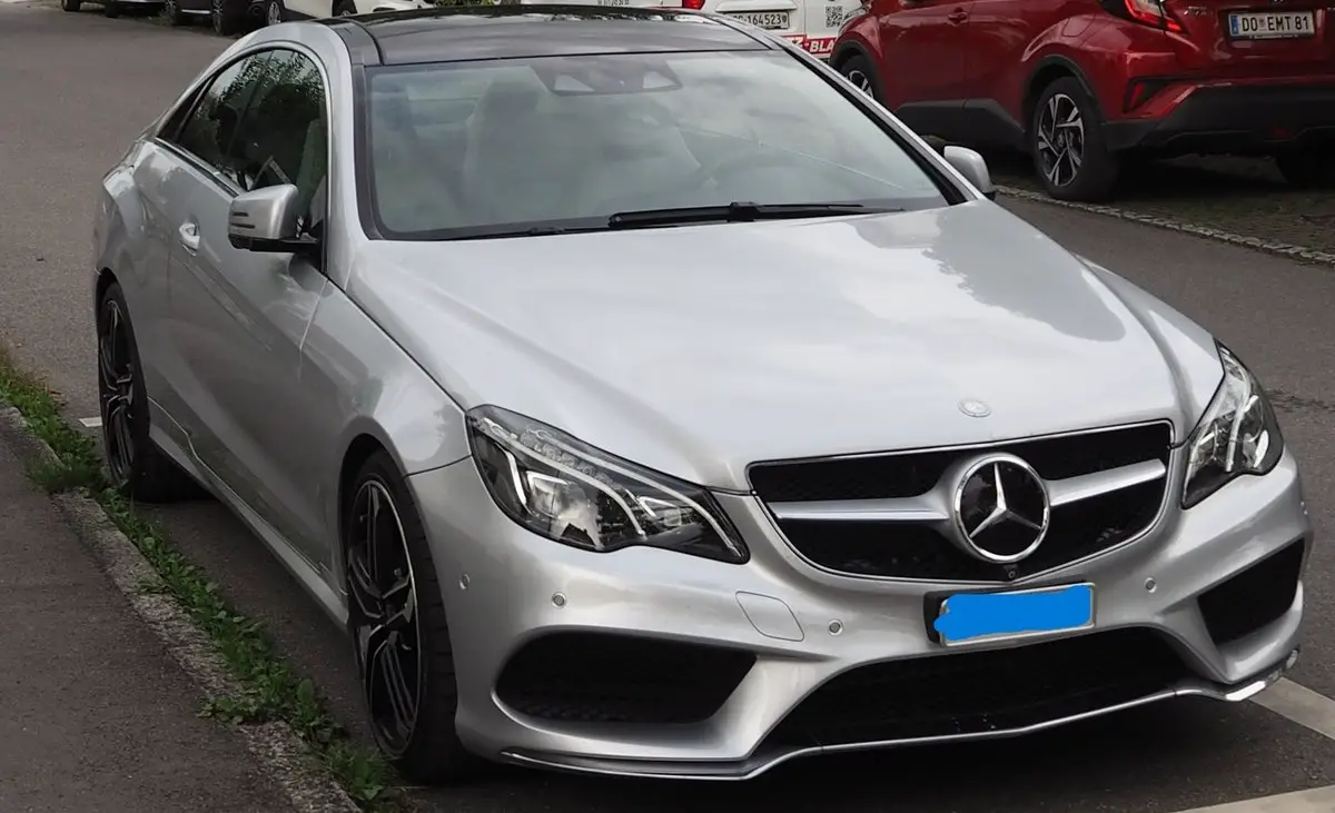 mercedes-benz e-klasse c207 coupé e 350 4matic