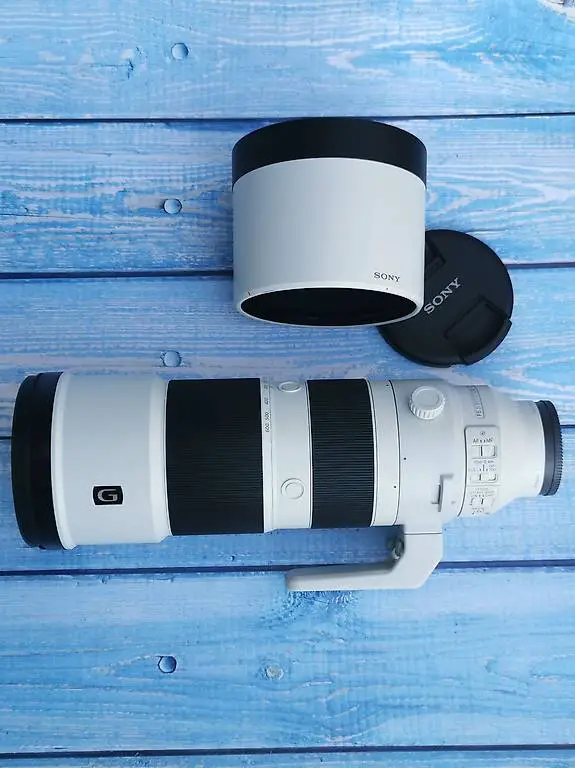 sony fe 200-600mm f/5.6-6.3 g oss
