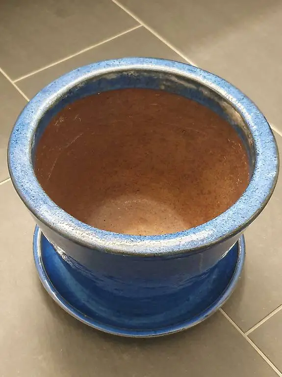 Tontopf mit Unterteller blau