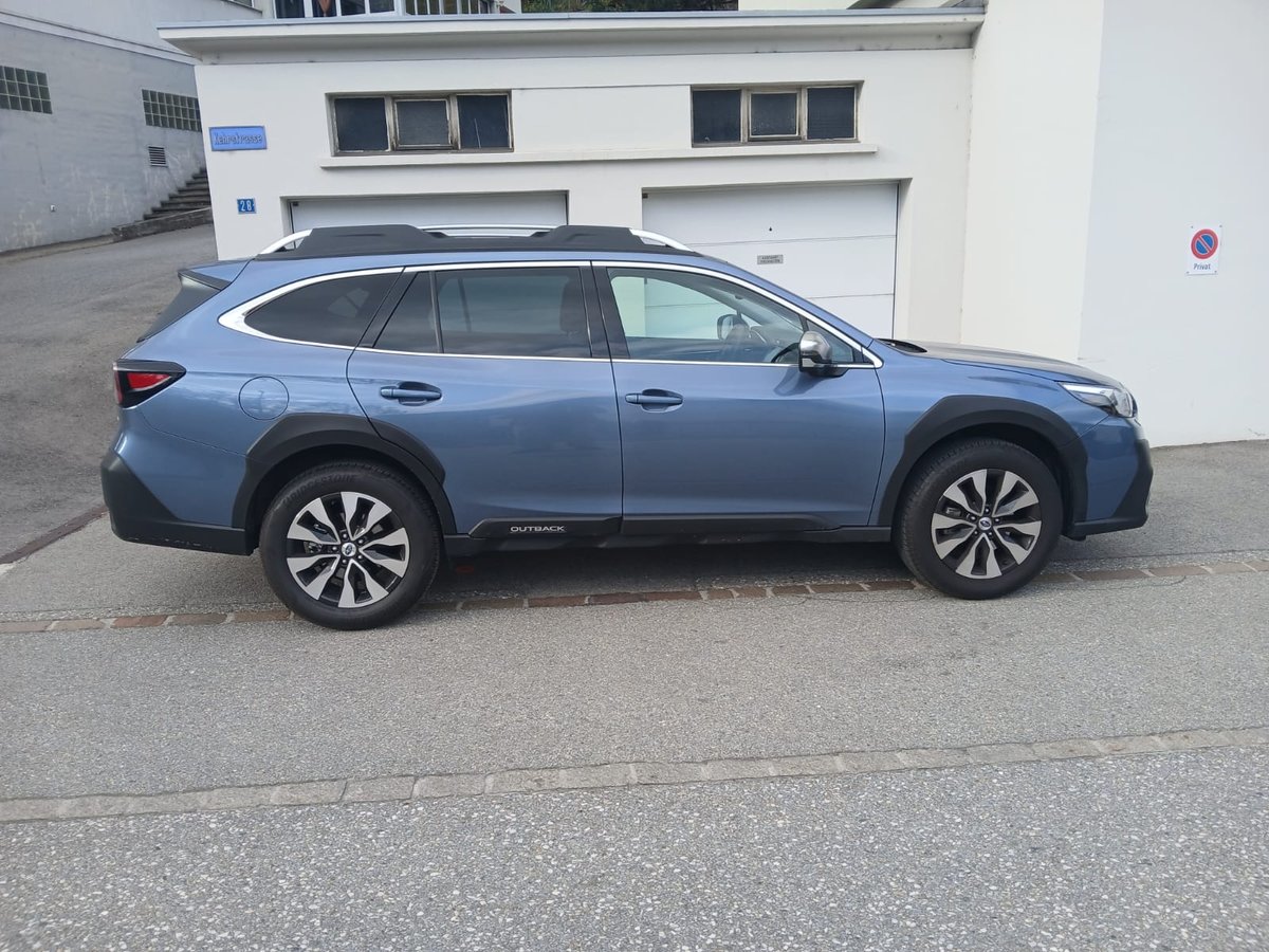 SUBARU Outback 2.5i Luxury