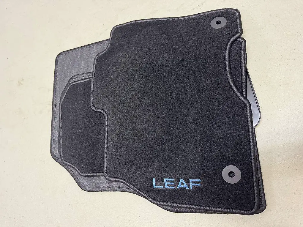 Nissan Leaf Bodenteppich