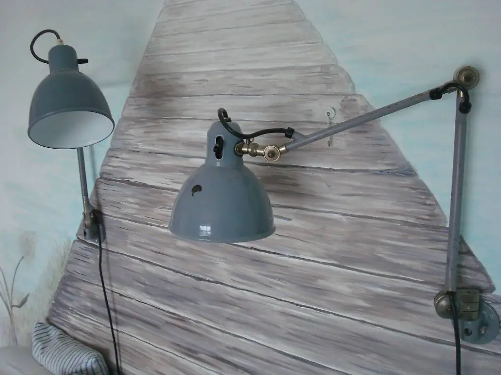 BAG Turgi Wandleuchten im Industrielook