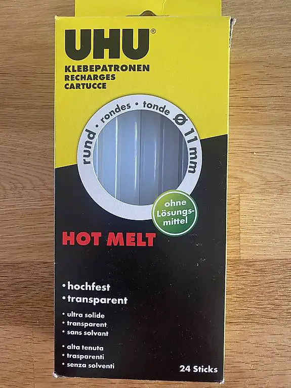 Uhu hot melt Klebepatronen