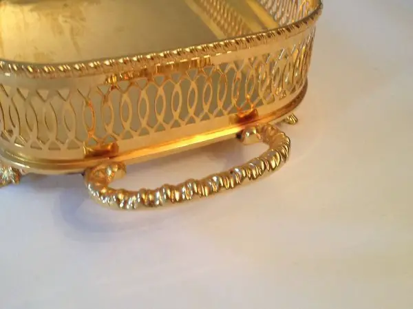 Servierplatte vergoldet