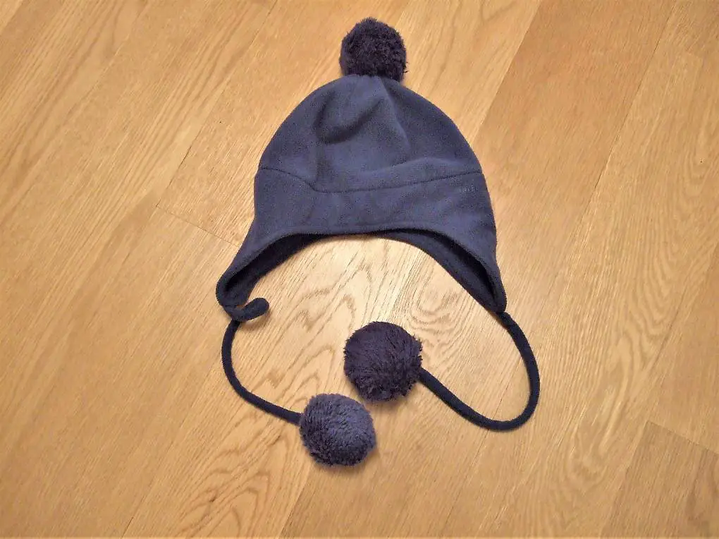 Pompon-Mütze von BENETTON - Grösse XXS, ca. ab 3-4 Jahre