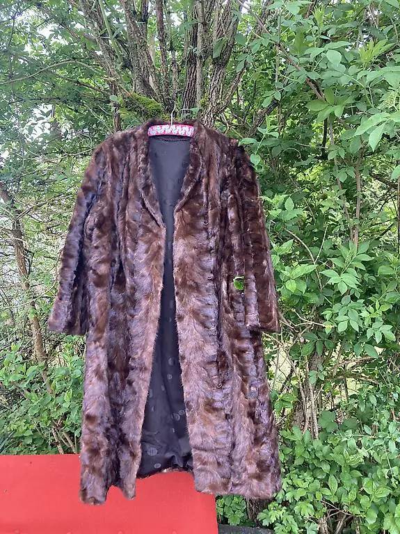 Pelzmantel von Güblin Olten - älter