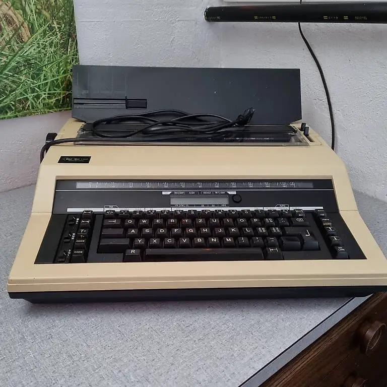 Machine à écrire électrique